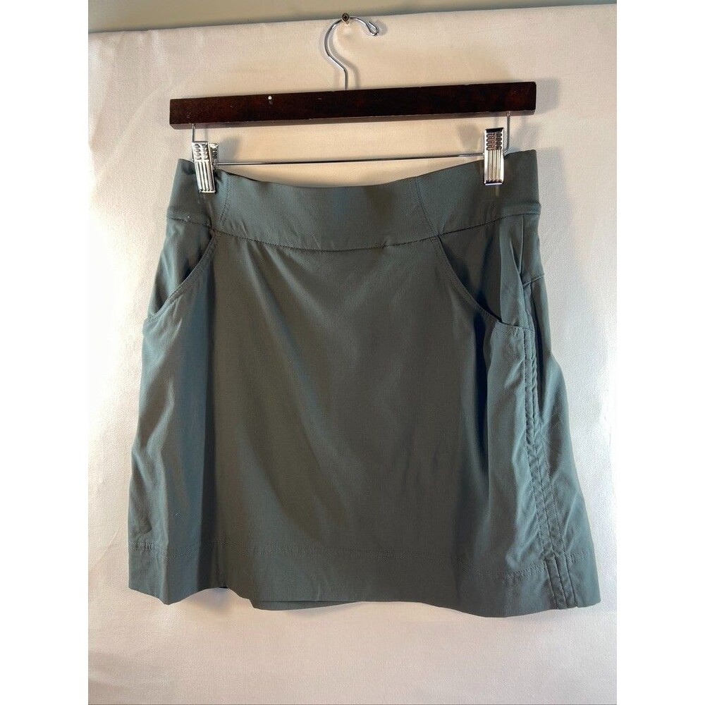 COLUMBIA WOMENS SZ MEDUIM ADVACED REPELENCY GRAY SKORT POCKETS GOLF HIKING